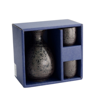 TOKYO DESIGN STUDIO - Sake Set 1:2 Kuro Tetsusabi 8x12.5cm + 4.5x4.5cm (300ml +50ml) 3pcs YW-8423/C 1/36