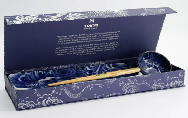 TOKYO DESIGN STUDIO - Japonism Crane Sushi Giftset 3pcs Blue 28.5x14cm + 9x3cm Incl. Chopsticks 21521